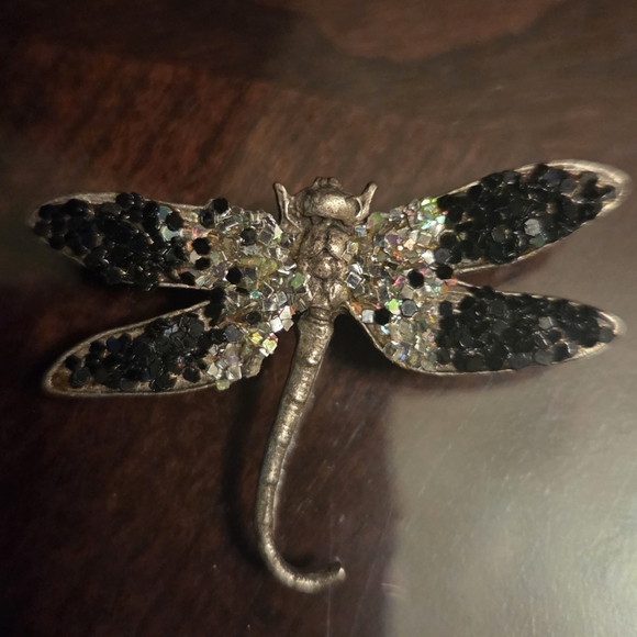 Vintage 1980's Don-lin Silver and Black (With Rhinestones) Dragonfly Brooch - Picture 5 of 6